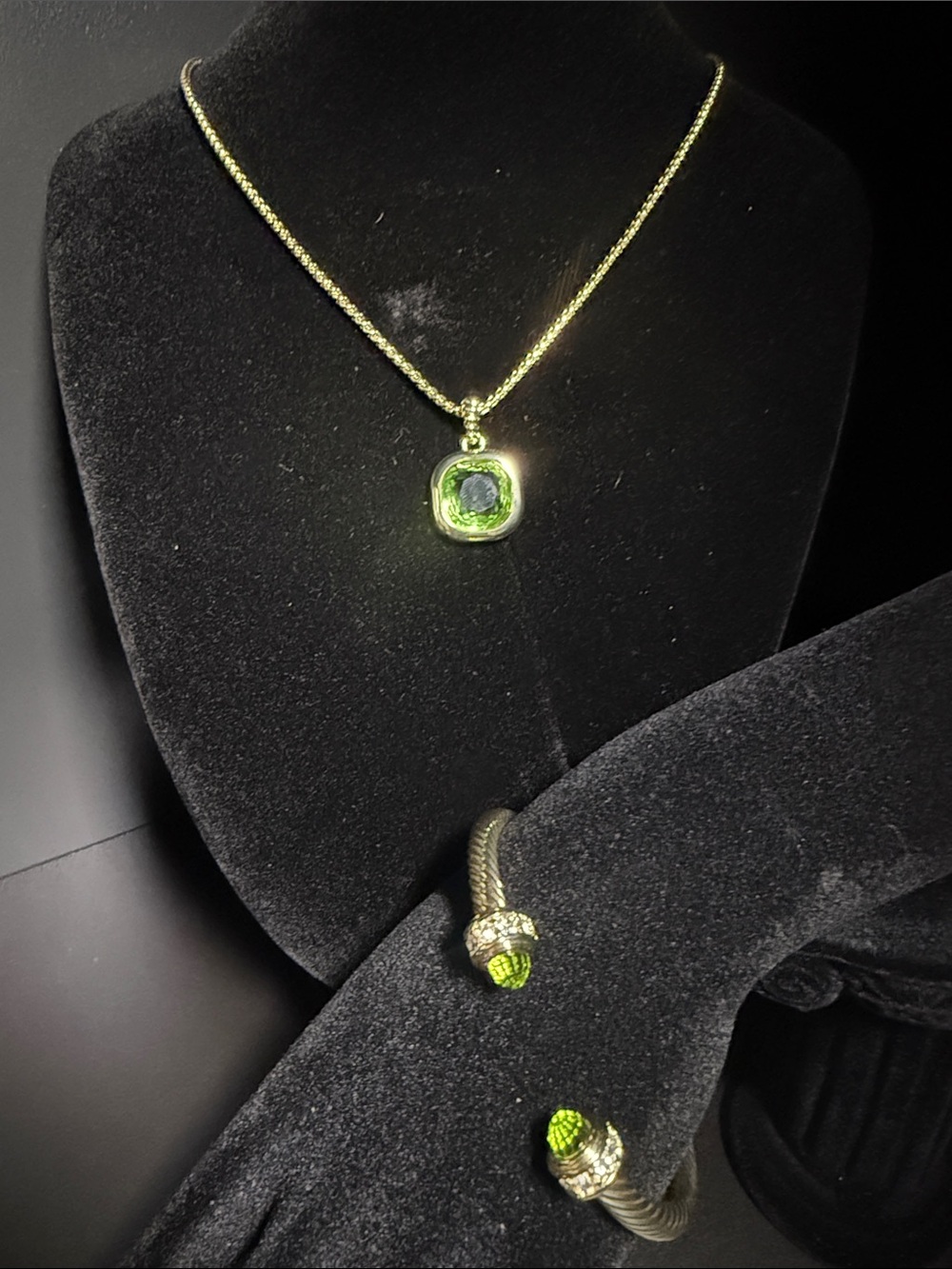 Gold-Tone Women’s Necklace & Bracelet Set with Green Stone Pendant